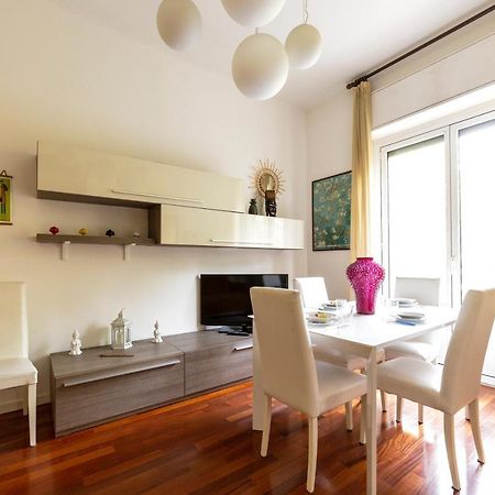 Milano Calvairate Balcony Apt Exterior foto